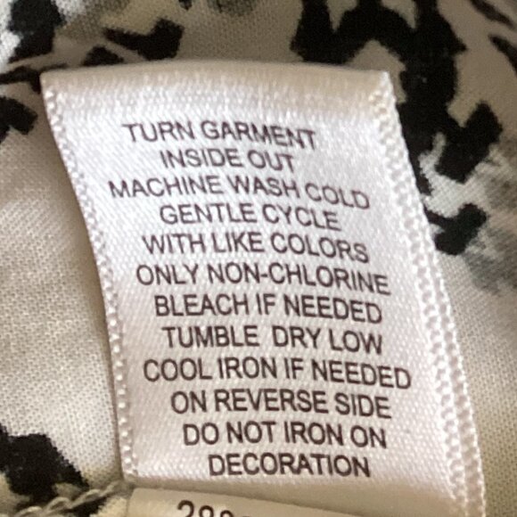 One World  Strappy Off Shoulder Bell Sleeve Sz M Black White Top 95A - Picture 9 of 9